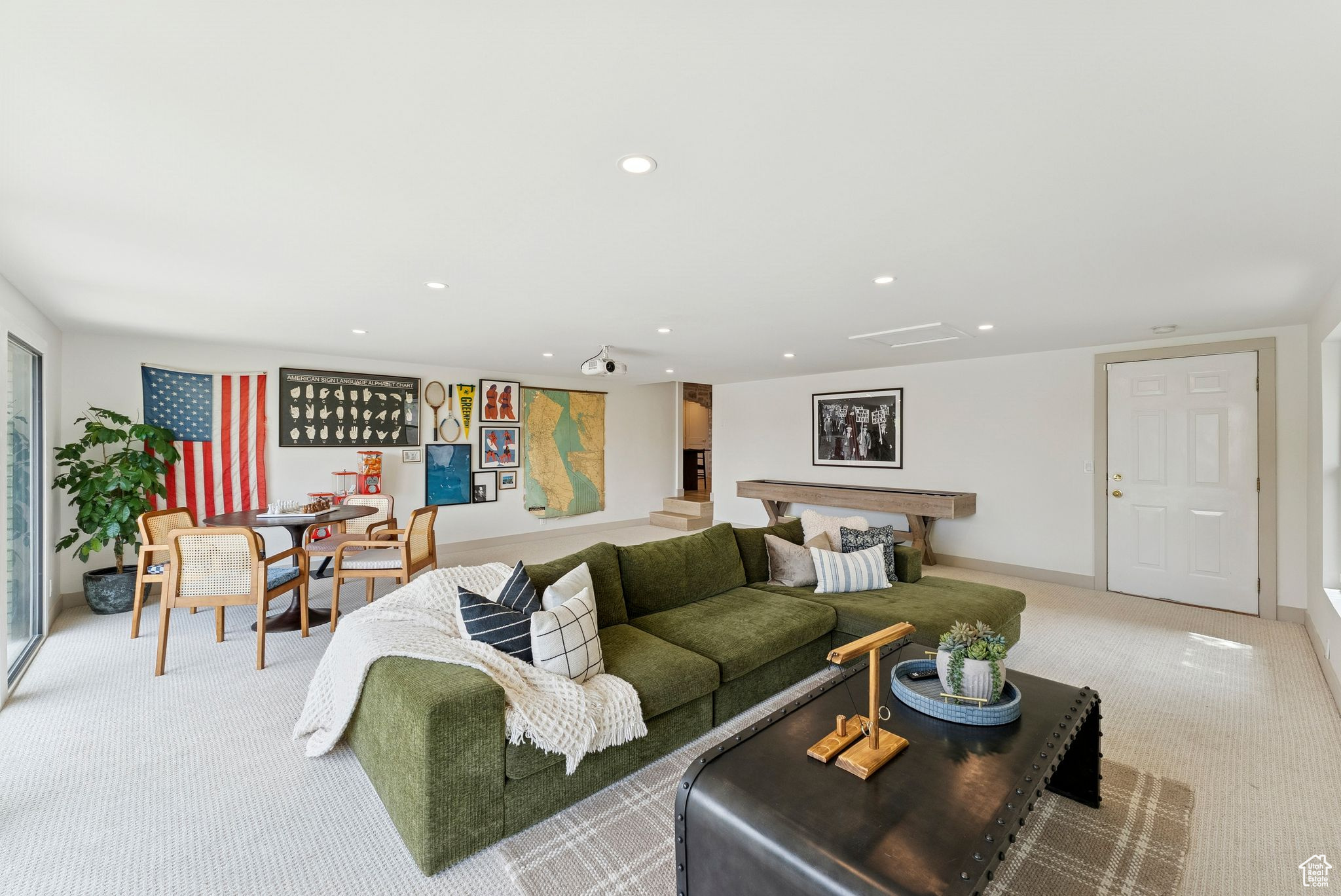 WILLOWCREST - Residential