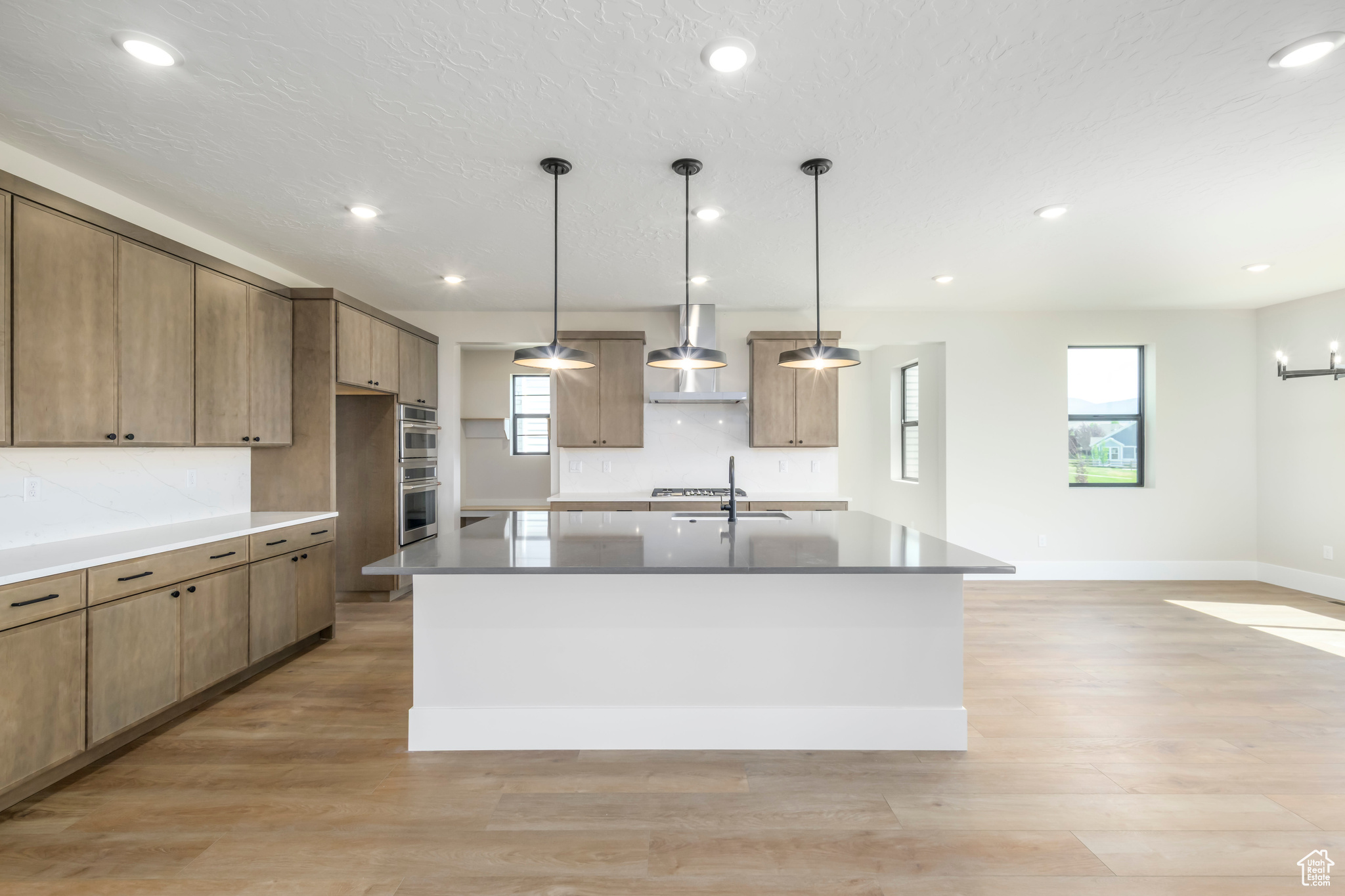 LAKE CREEK - Residential