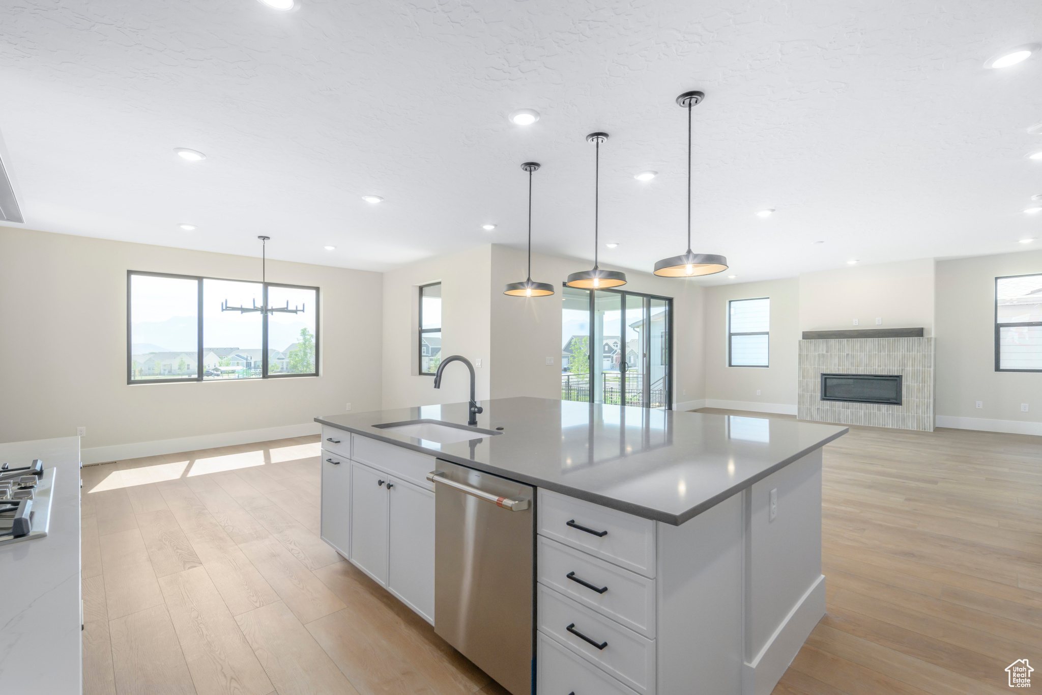 LAKE CREEK - Residential