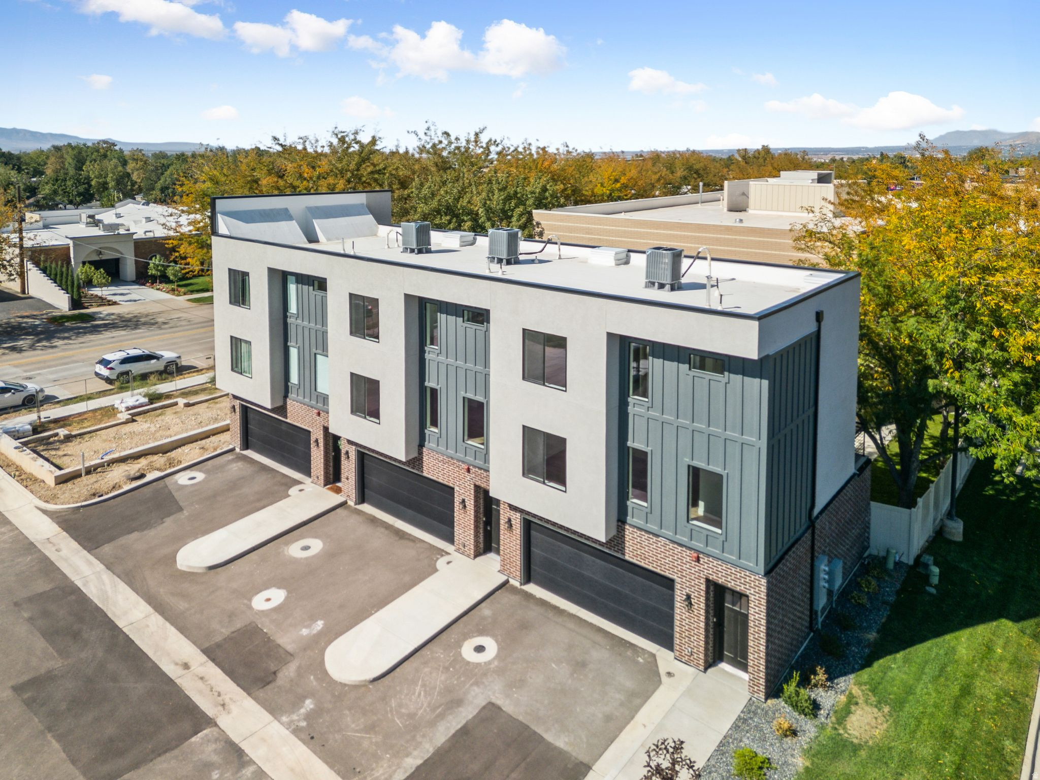 THE BROOKS ON MAIN - Residential