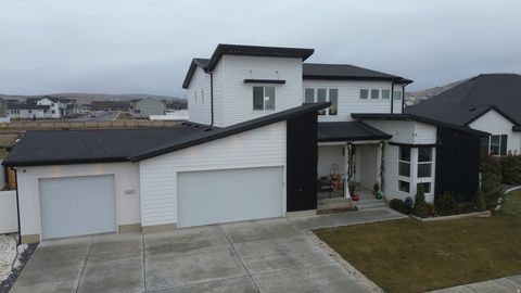 Tiny photo for 1645 E GREENLEY HILL DR, Eagle Mountain, UT 84005 (MLS # 2125911)