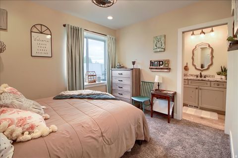 Tiny photo for 10868 S ASCOT PKWY E, Sandy, UT 84092 (MLS # 2149885)