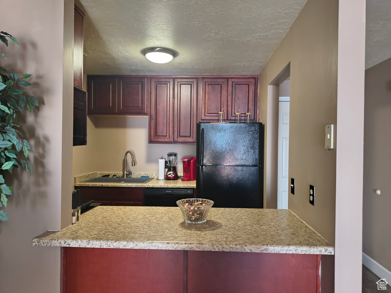 THE MEADOWS - Residential