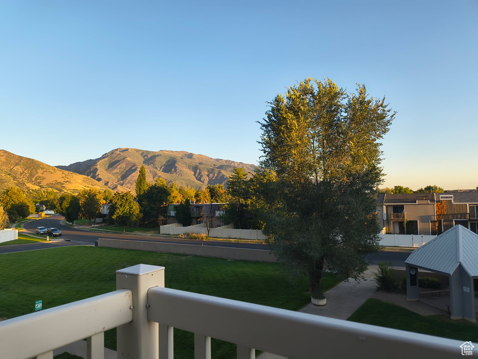 THE MEADOWS - Residential