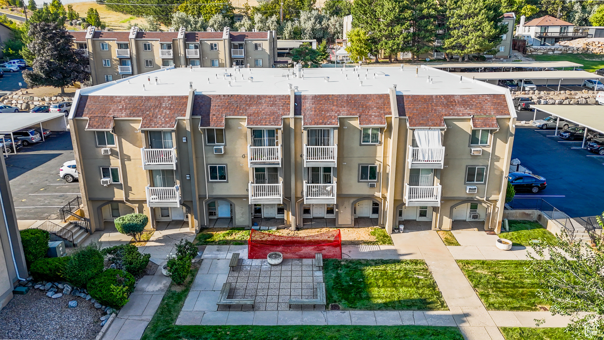 THE MEADOWS - Residential