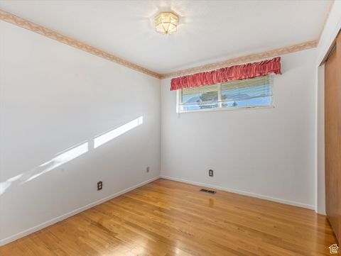 Tiny photo for 7138 S CHRIS LN E, Cottonwood Heights, UT 84121 (MLS # 2117789)