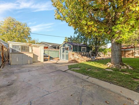 Tiny photo for 7138 S CHRIS LN E, Cottonwood Heights, UT 84121 (MLS # 2117789)