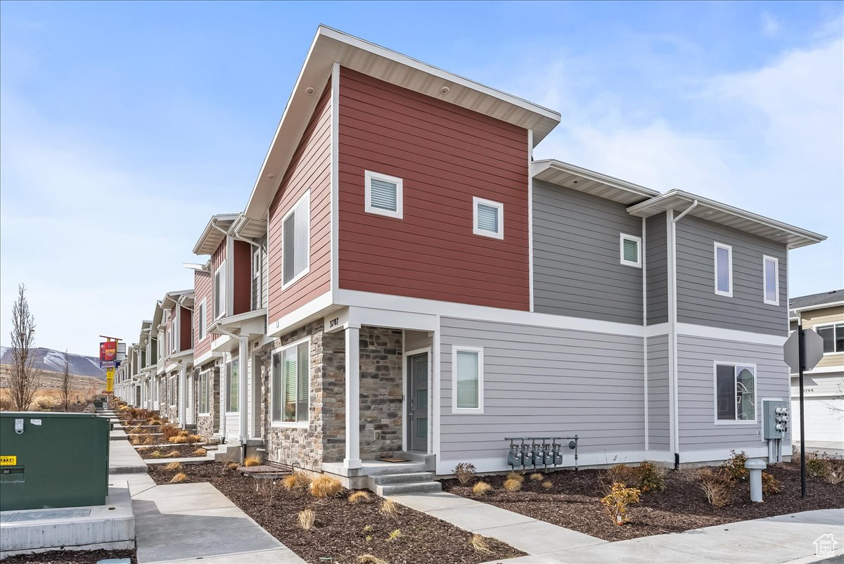 THE GROVE PHASE 4 PU - Residential