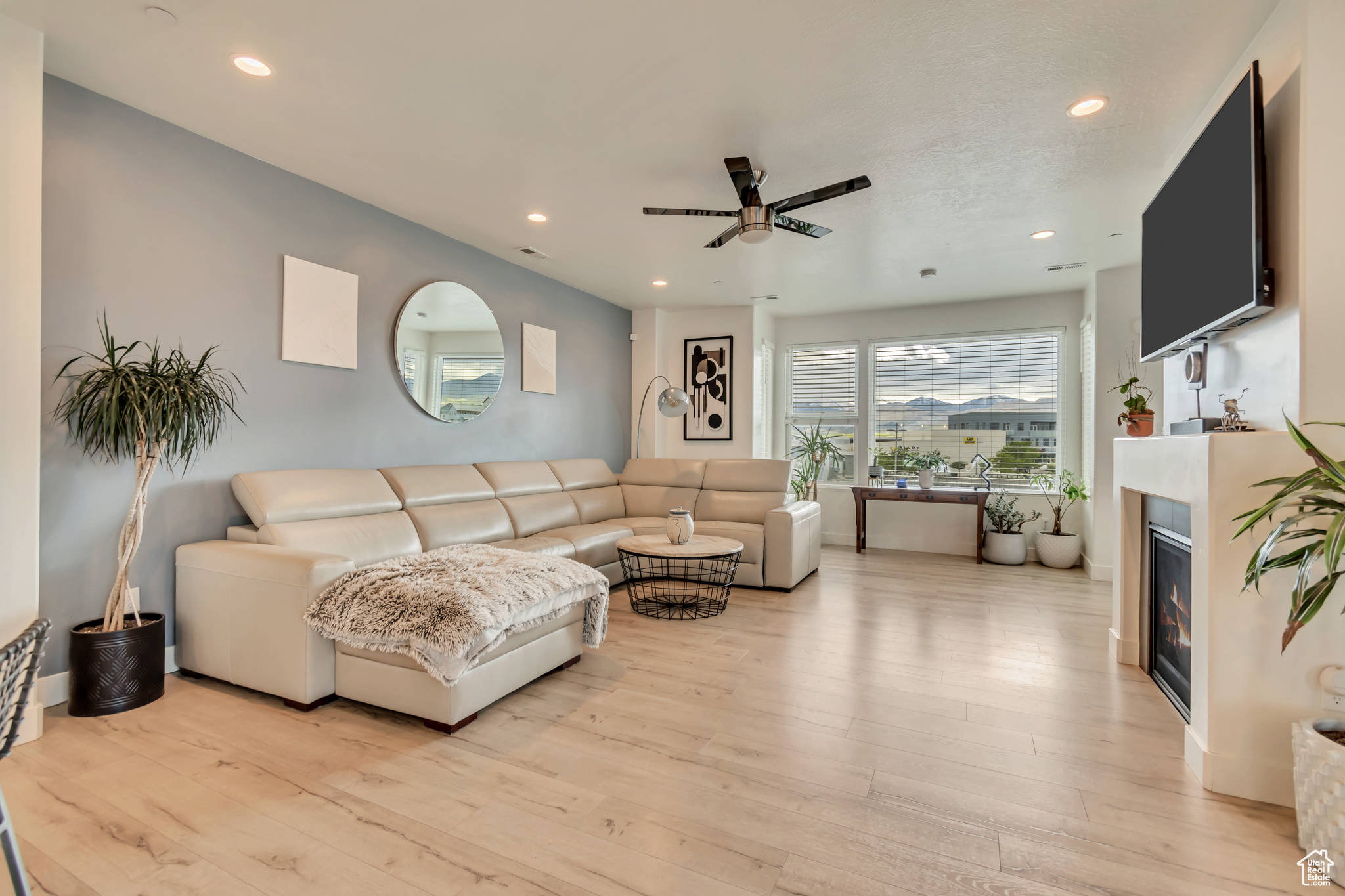 11233 S Clear Blue Dr #402, South Jordan, Utah image 11