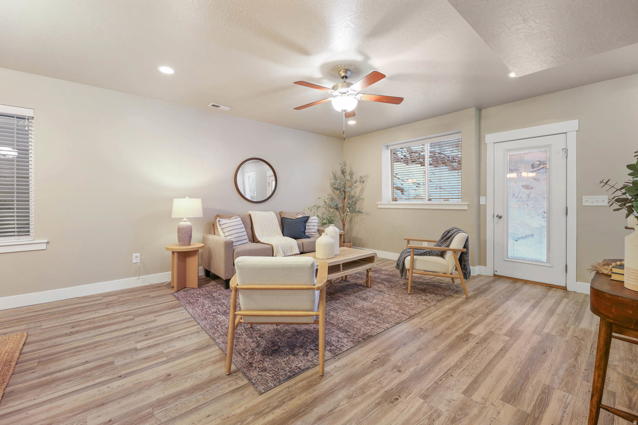 EAST MOUNTAIN - Residential