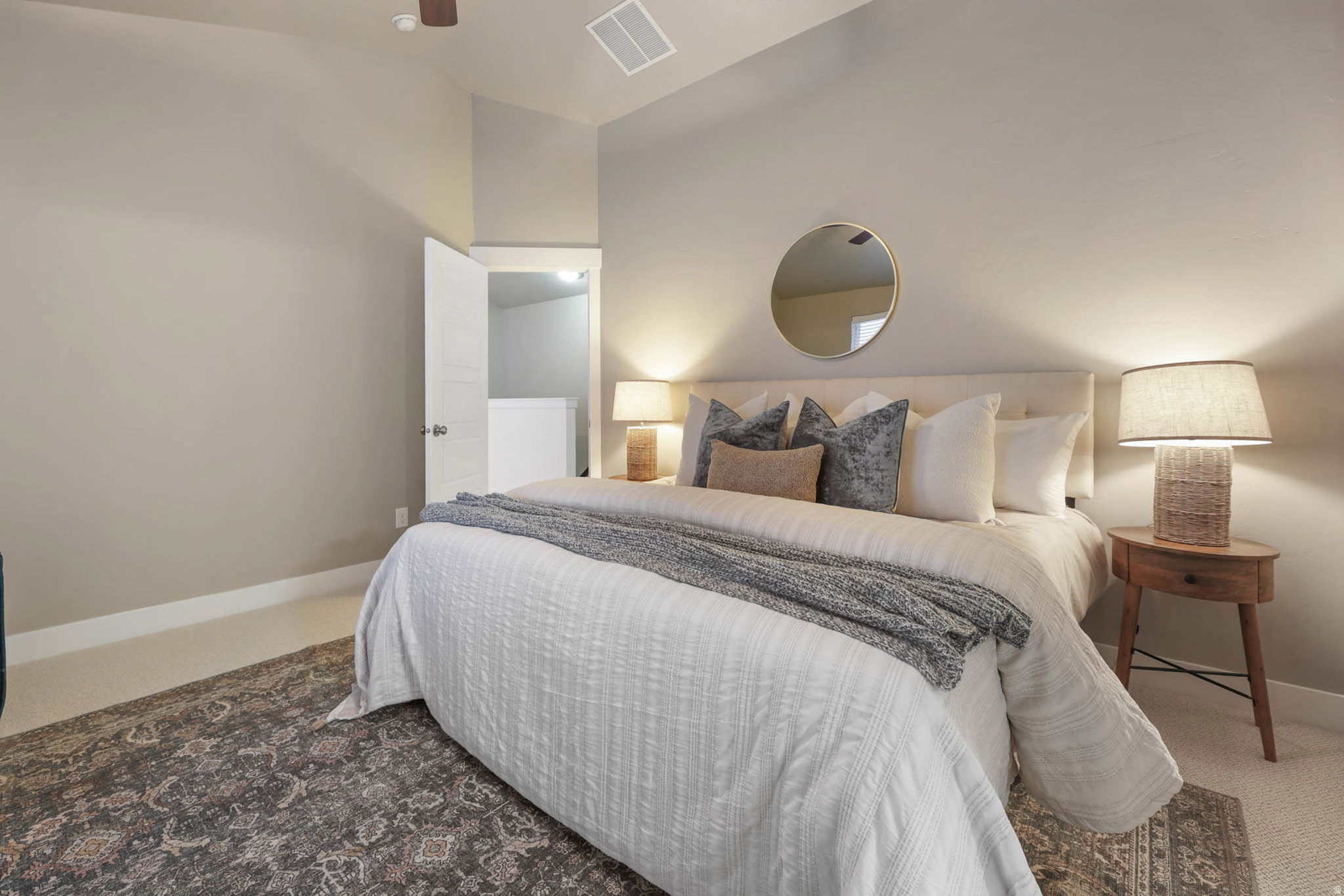 EAST MOUNTAIN - Residential