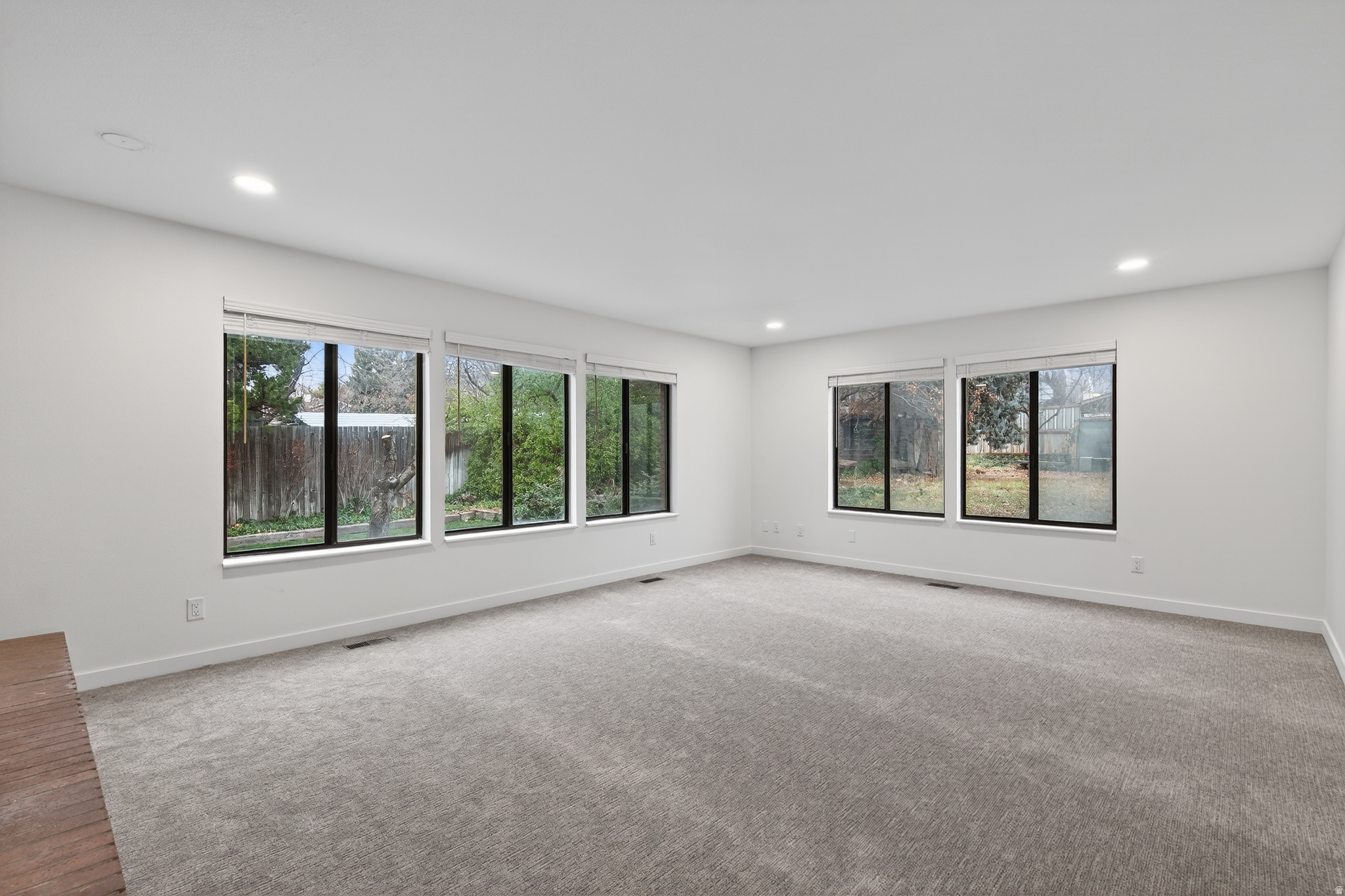 MOUNT VIEW CIR - Residential