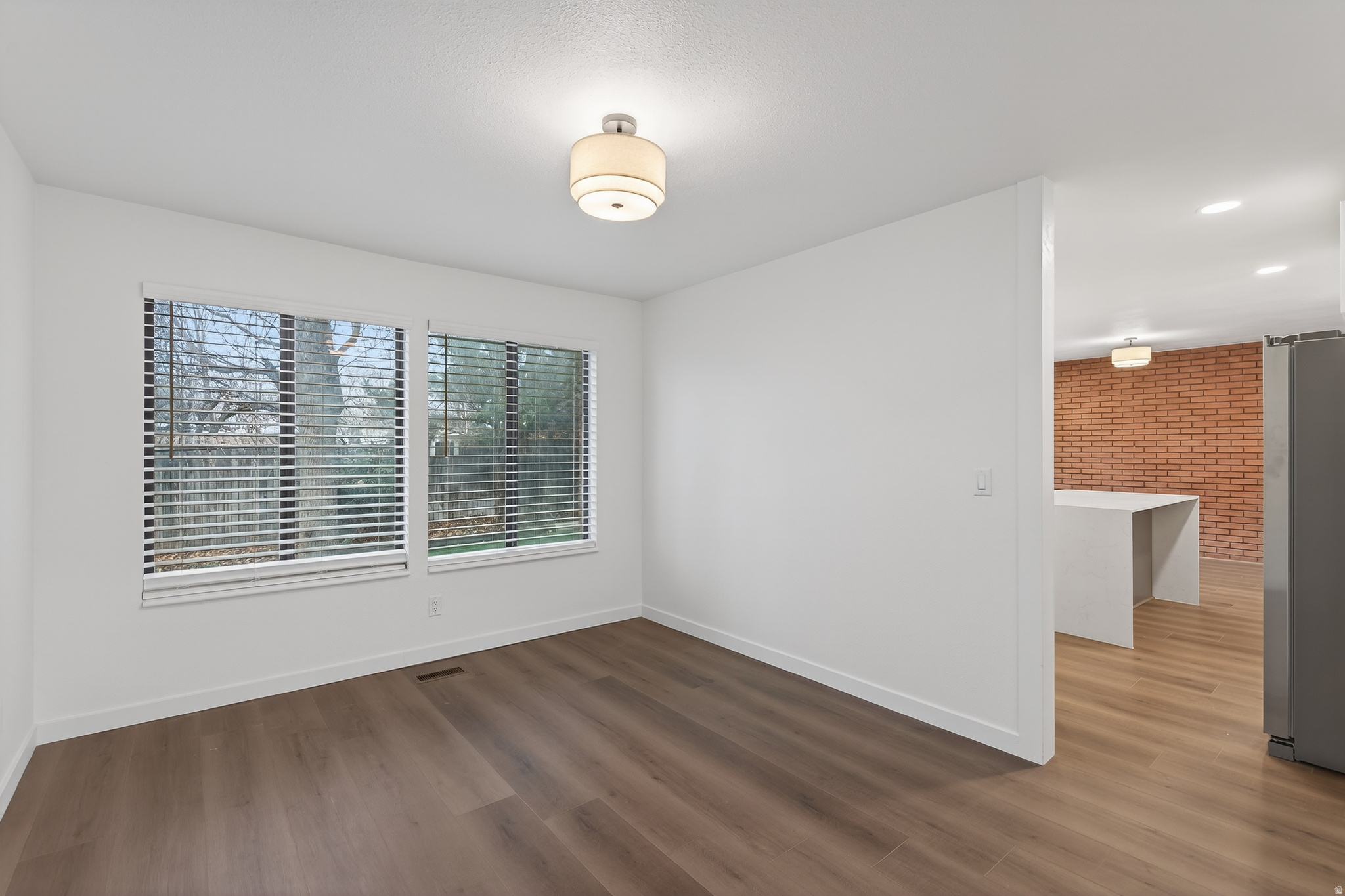 MOUNT VIEW CIR - Residential