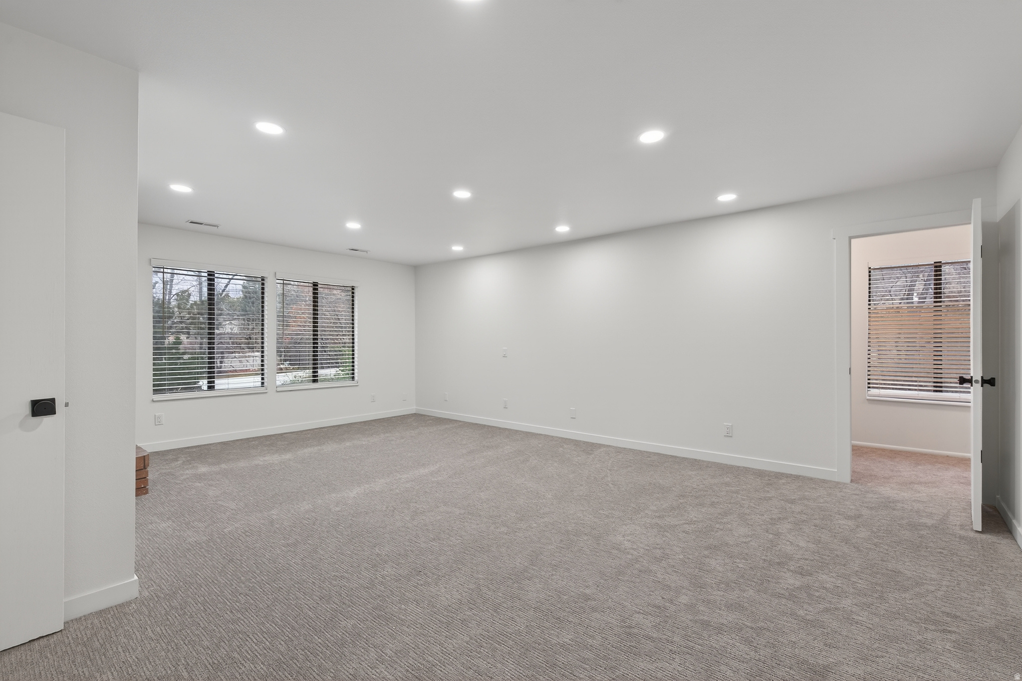 MOUNT VIEW CIR - Residential