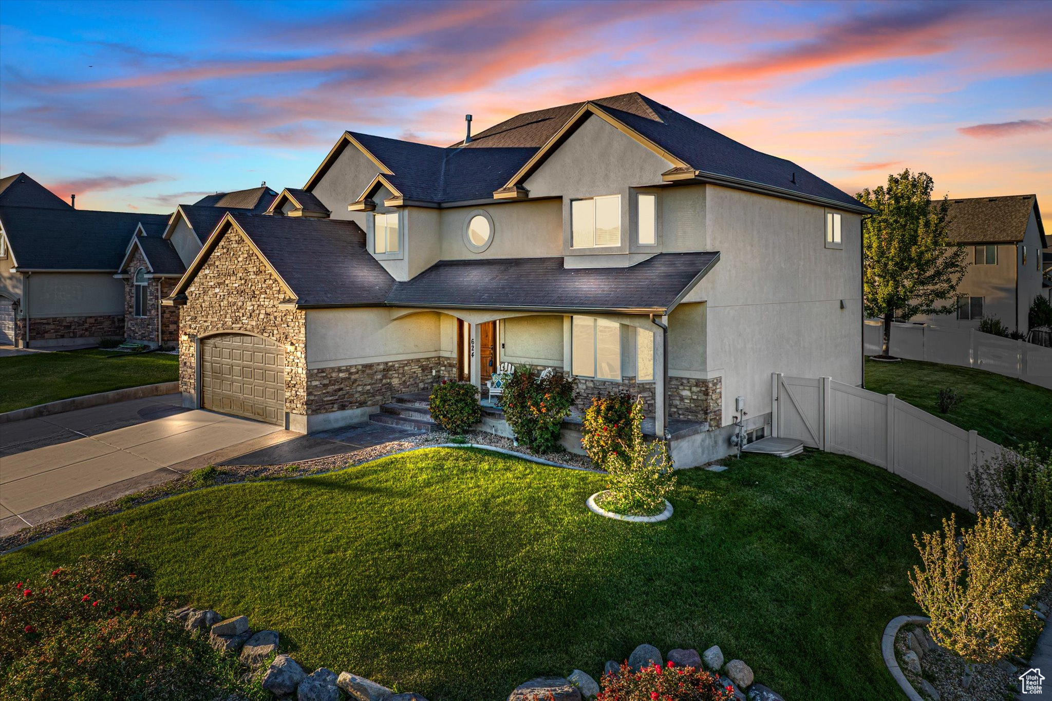 New carpet, new basement apartment with fresh LVP flooring! This spacious home sits on a quiet corner lot with gorgeous Utah Lake views and tons of extra parking. Built in 2006, it features 5 bedrooms upstairs-including an oversized primary suite-plus large open living spaces on the main level. The perfect mix of comfort, updates, and location!