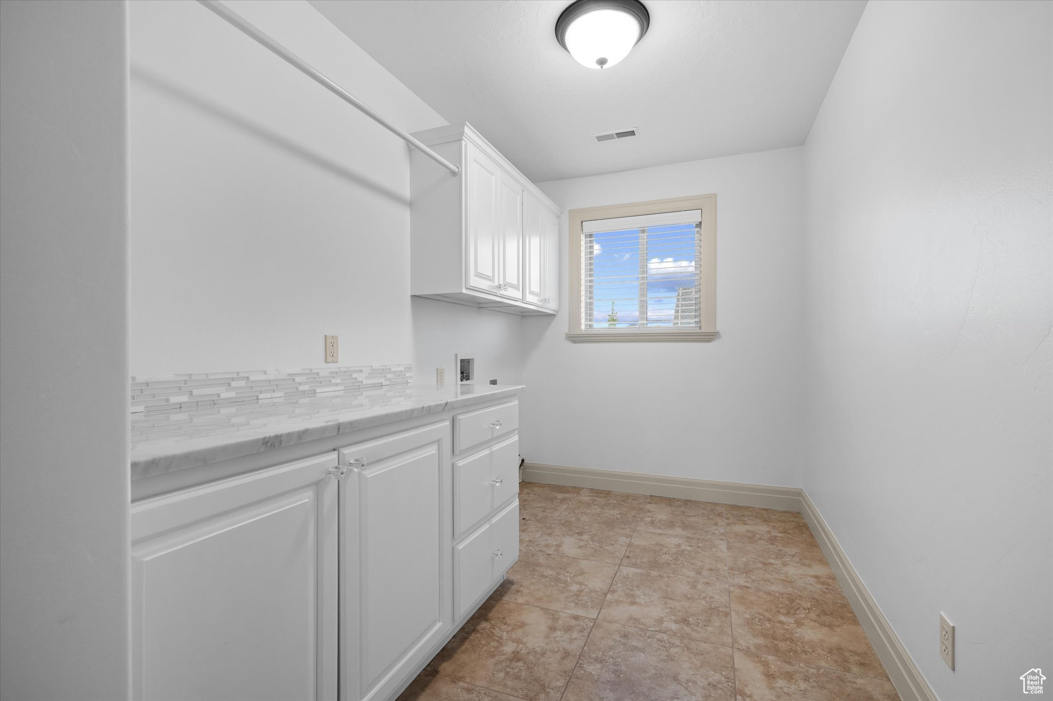 ASPEN HILLS - Residential