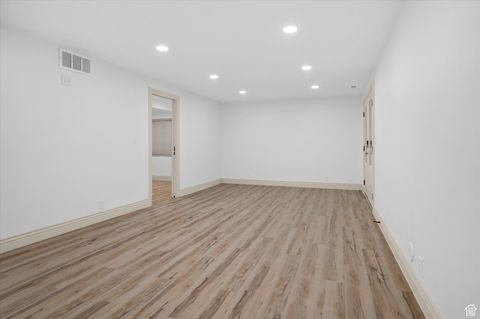 Tiny photo for 624 W ASPEN HILLS BLVD, Saratoga Springs, UT 84045 (MLS # 2116497)