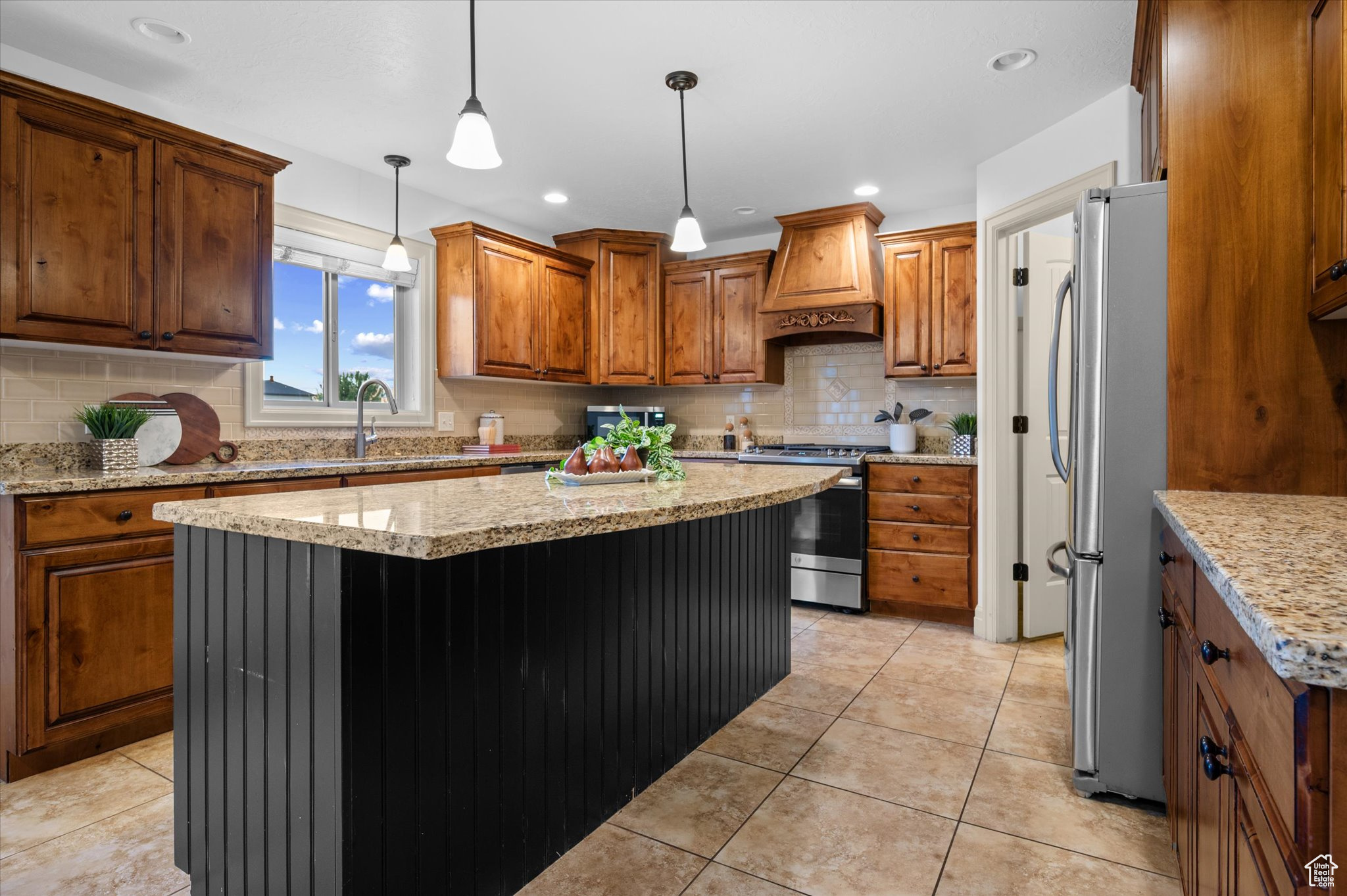 ASPEN HILLS - Residential