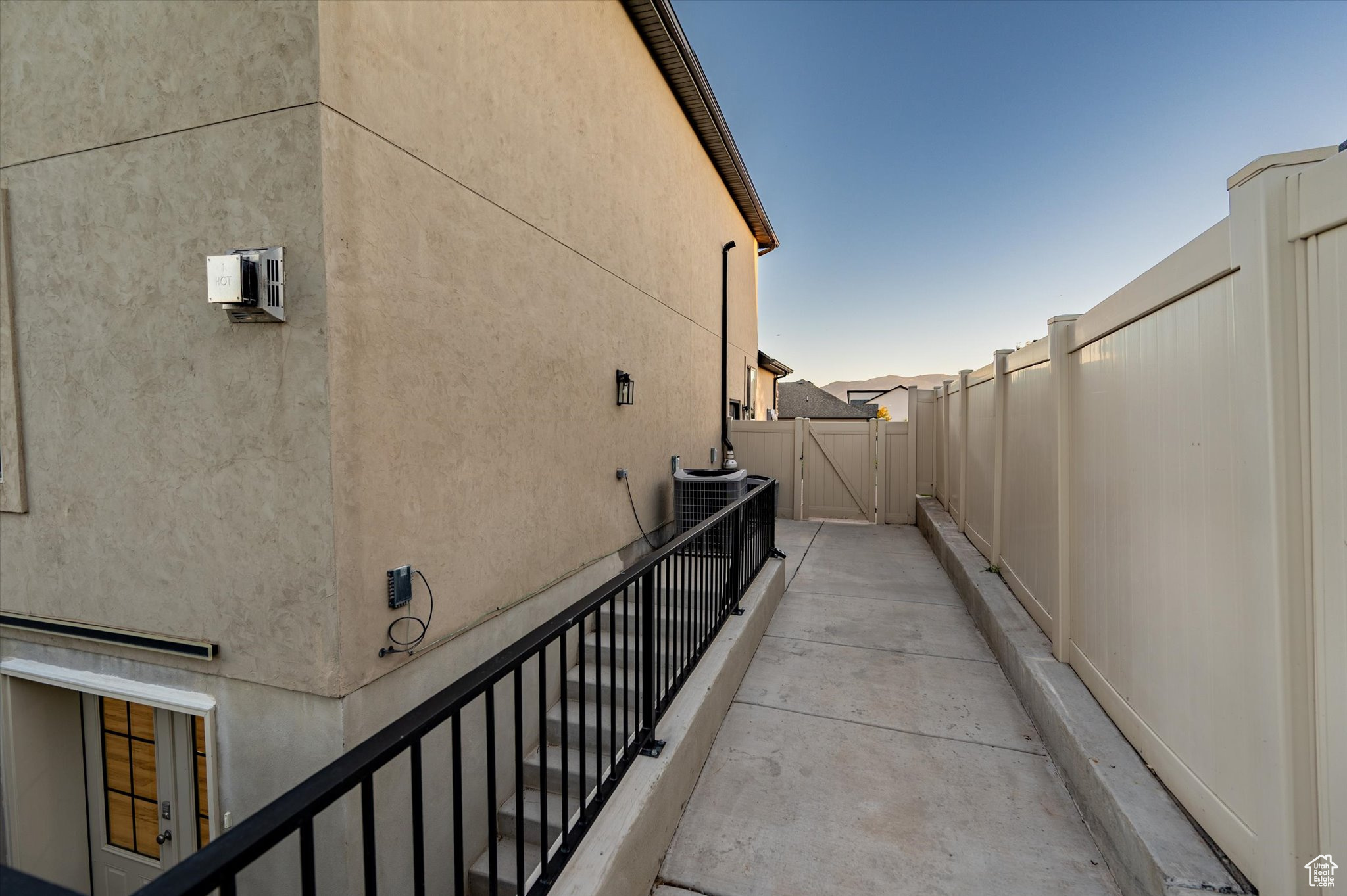 ASPEN HILLS - Residential