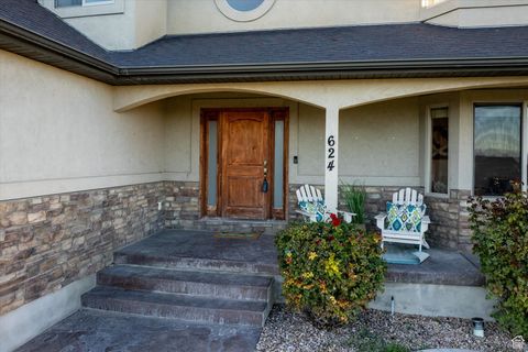 Tiny photo for 624 W ASPEN HILLS BLVD, Saratoga Springs, UT 84045 (MLS # 2116497)