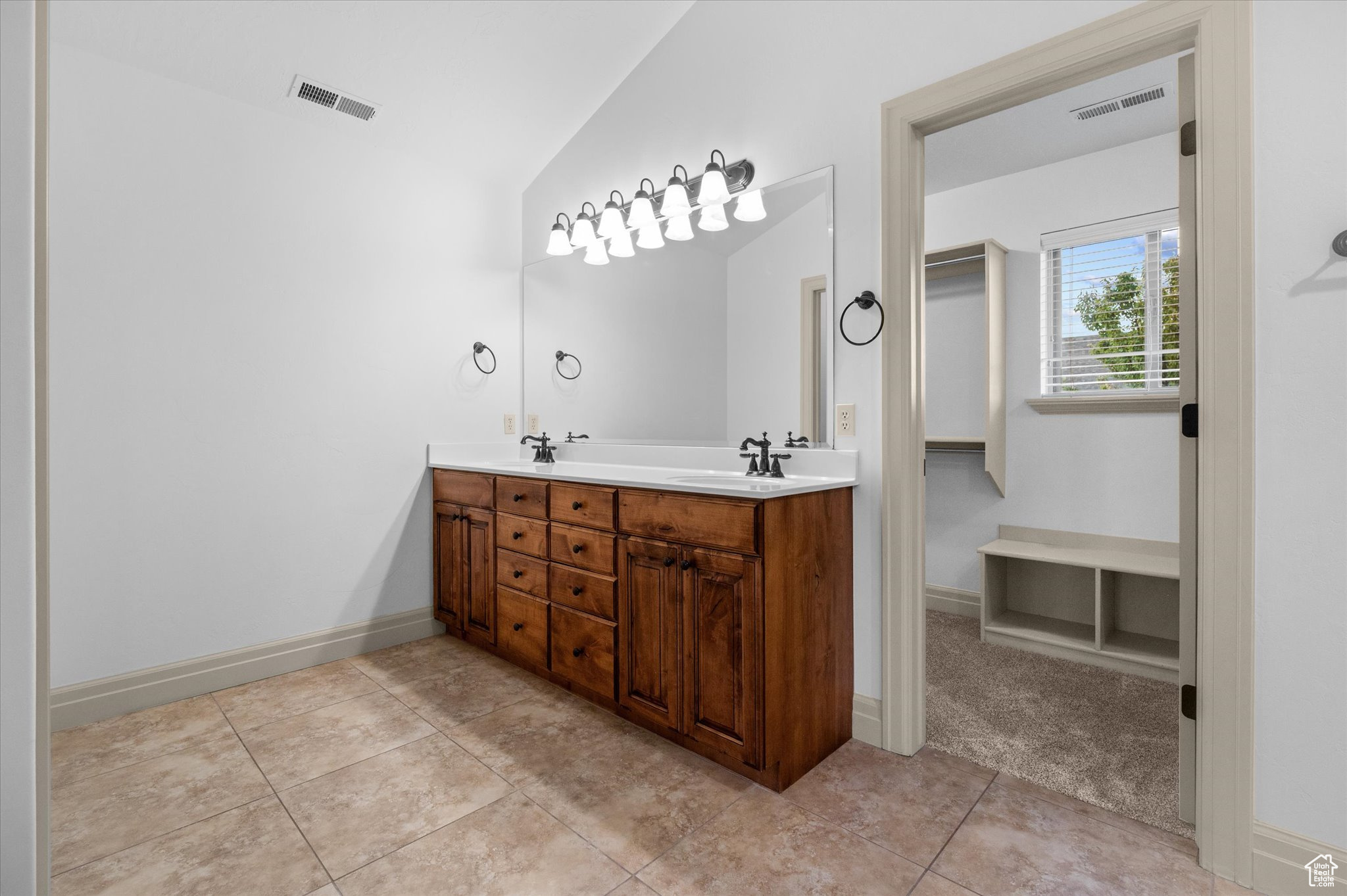 ASPEN HILLS - Residential