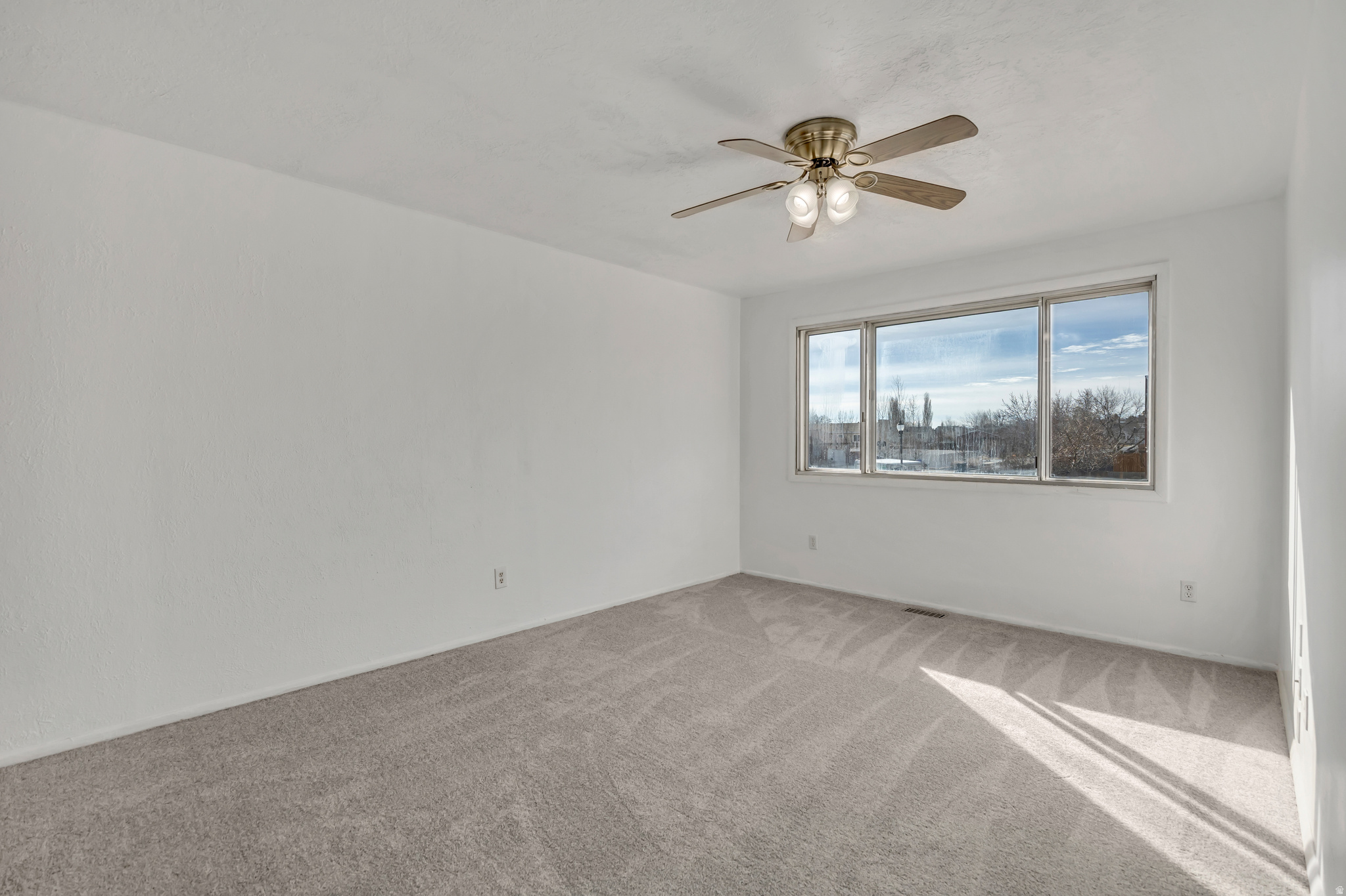 JORDAN HIGHLANDS - Residential