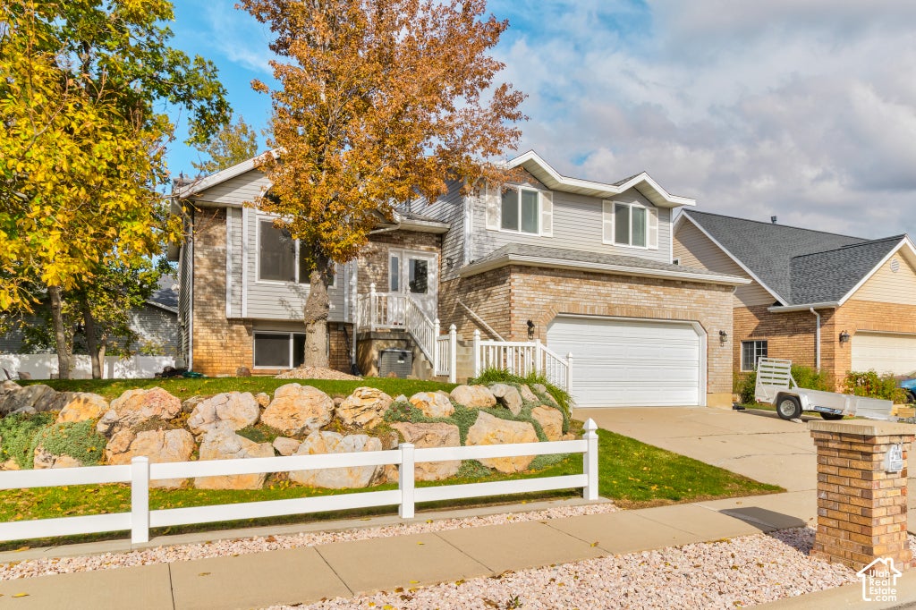 Photo of 1671 E 2550 N, Layton, UT 84040 (MLS # 2193088)