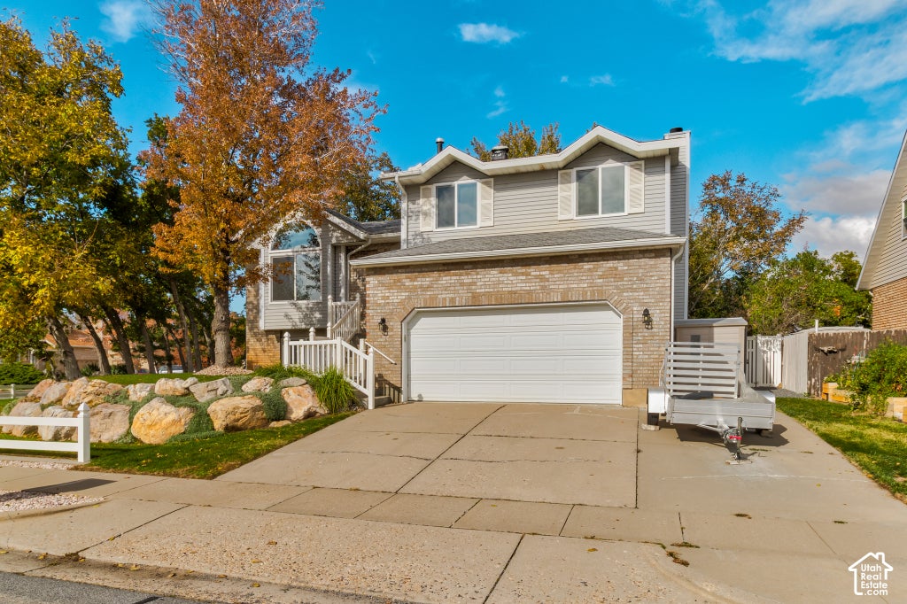 Photo of 1671 E 2550 N, Layton, UT 84040 (MLS # 2193088)