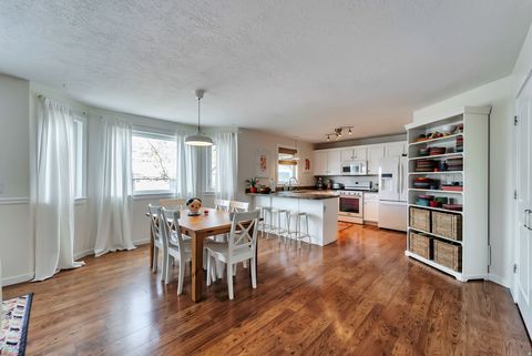 Tiny photo for 953 S 600 E, Payson, UT 84651 (MLS # 2123819)