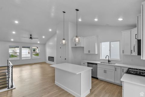 Tiny photo for 527 N 770 W, Smithfield, UT 84335 (MLS # 2115708)