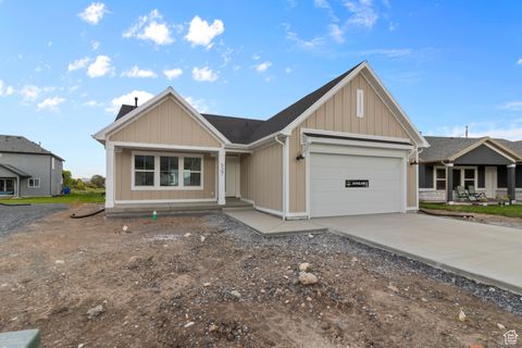 Tiny photo for 527 N 770 W, Smithfield, UT 84335 (MLS # 2115708)