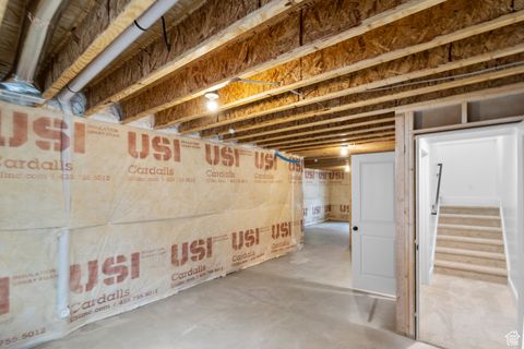 Tiny photo for 527 N 770 W, Smithfield, UT 84335 (MLS # 2115708)