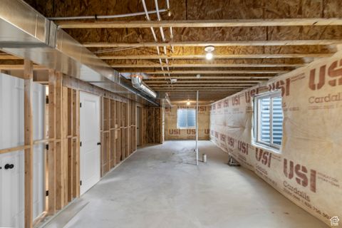 Tiny photo for 527 N 770 W, Smithfield, UT 84335 (MLS # 2115708)