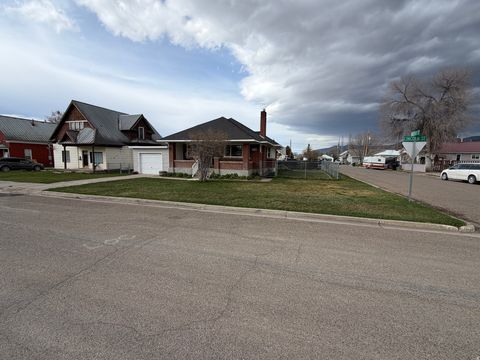 Tiny photo for 838 LINCOLN ST, Montpelier, ID 83254 (MLS # 2146929)