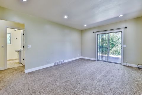 Tiny photo for 1219 E KENSINGTON AVE S, Salt Lake City, UT 84105 (MLS # 2153337)