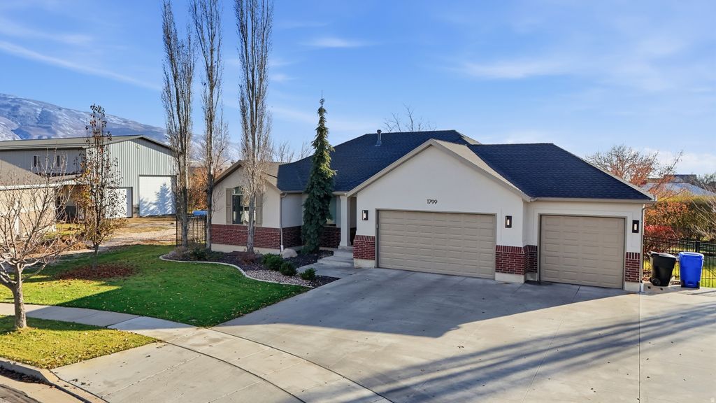 Photo of 1799 W 800 N, Farmington, UT 84025 (MLS # 2127570)