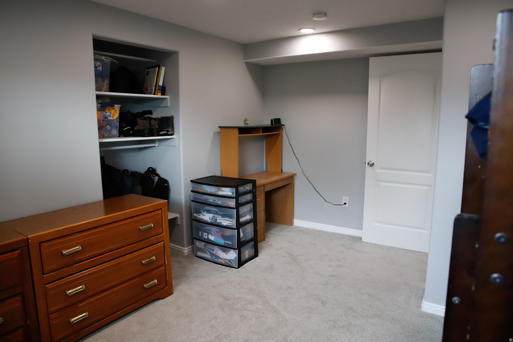 COUNTRY MANOR - Residential