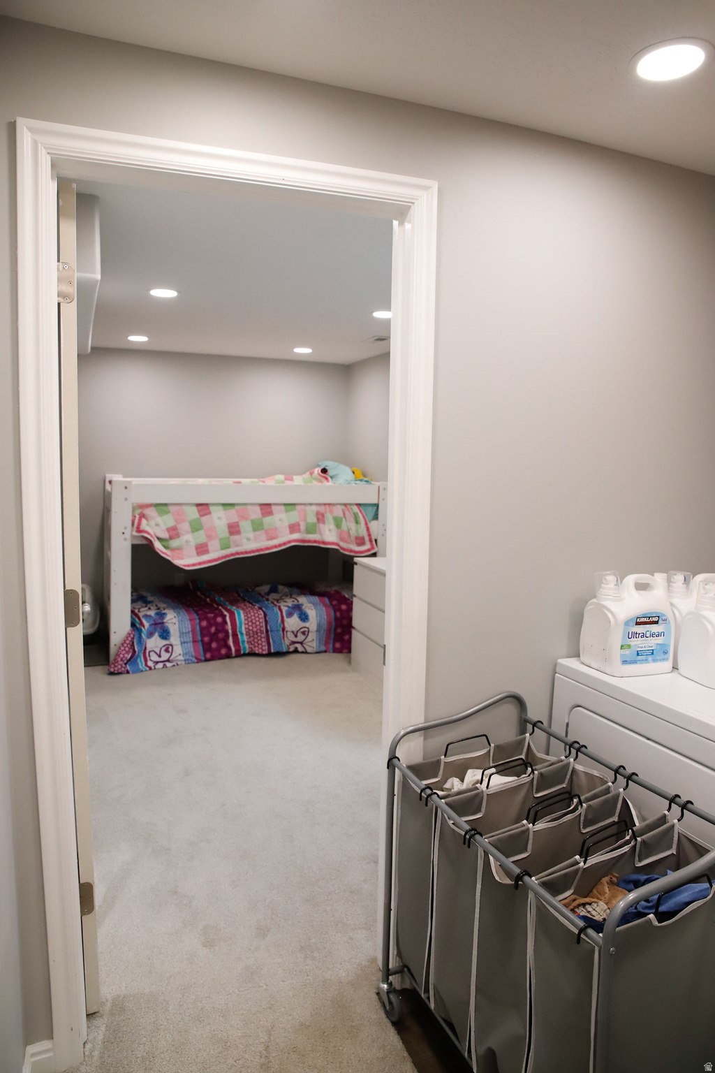 COUNTRY MANOR - Residential