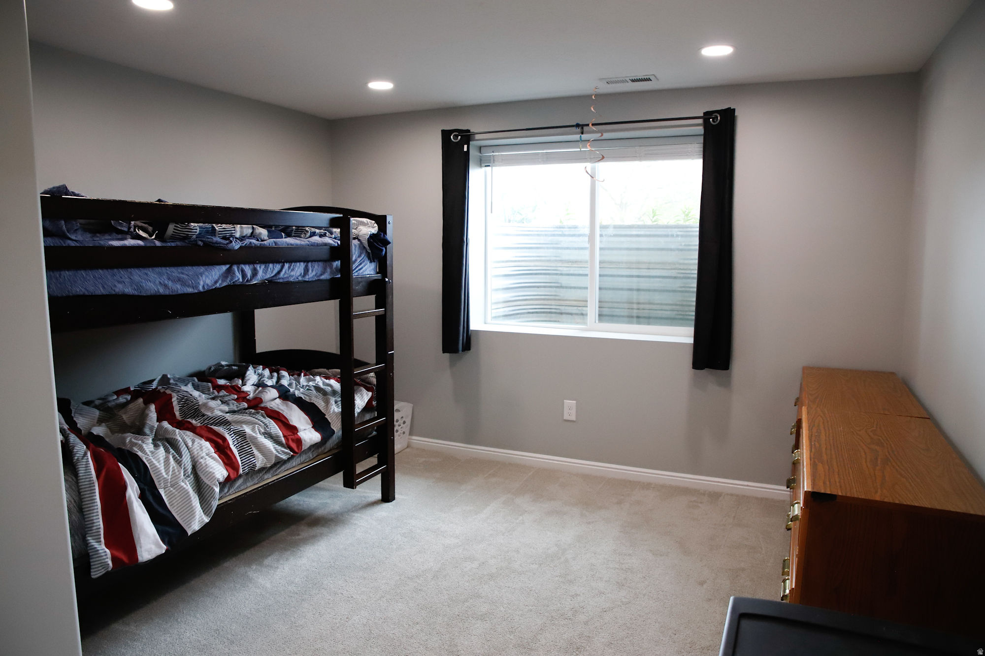 COUNTRY MANOR - Residential