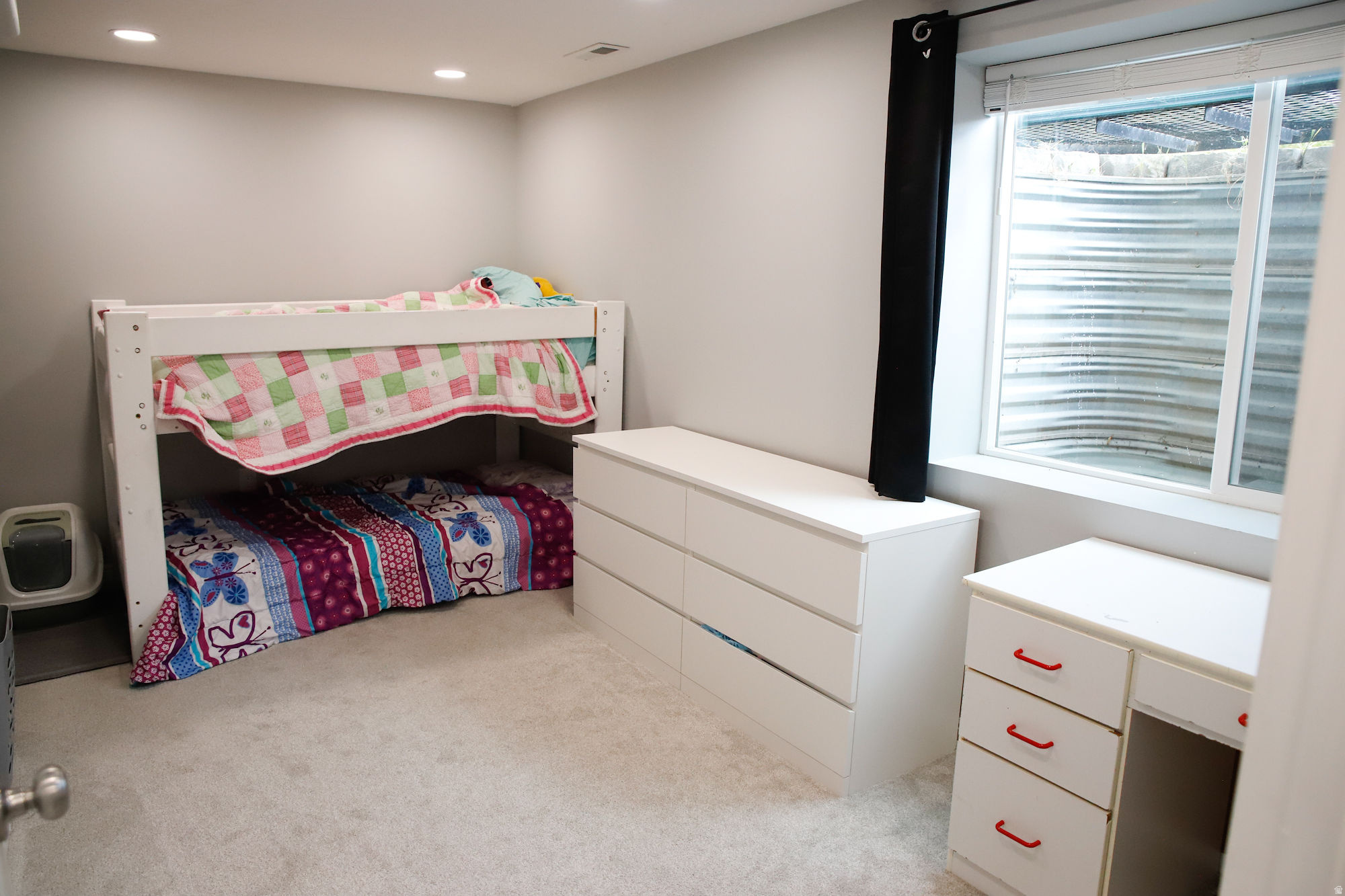 COUNTRY MANOR - Residential