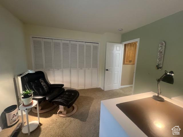 HIDDEN LAKE CONDOM - Residential
