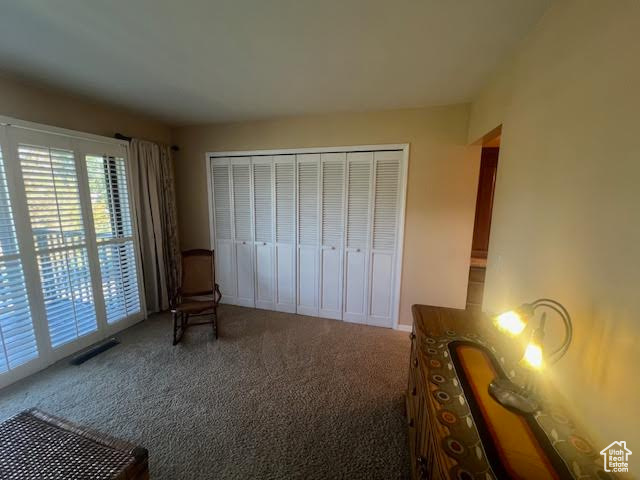 HIDDEN LAKE CONDOM - Residential
