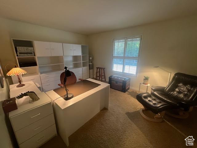 HIDDEN LAKE CONDOM - Residential