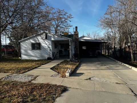 Photo of 330 S 100 E, Tooele, UT 84074 (MLS # 2128533)