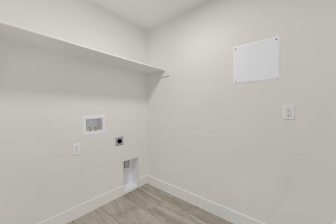 Tiny photo for 315 E 1650 N #124, North Ogden, UT 84404 (MLS # 2135044)