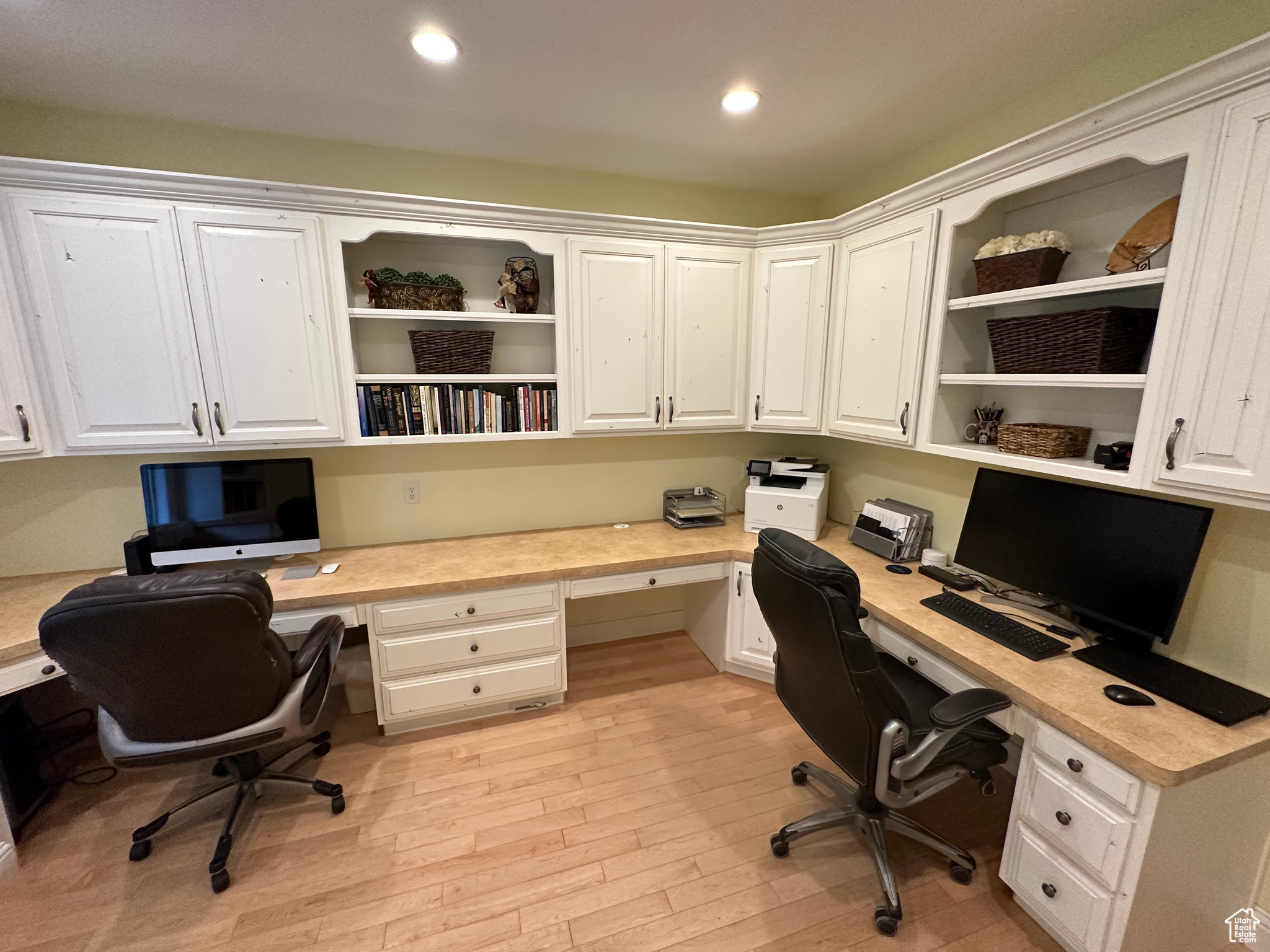 ADAMSWOOD LANDING - Residential