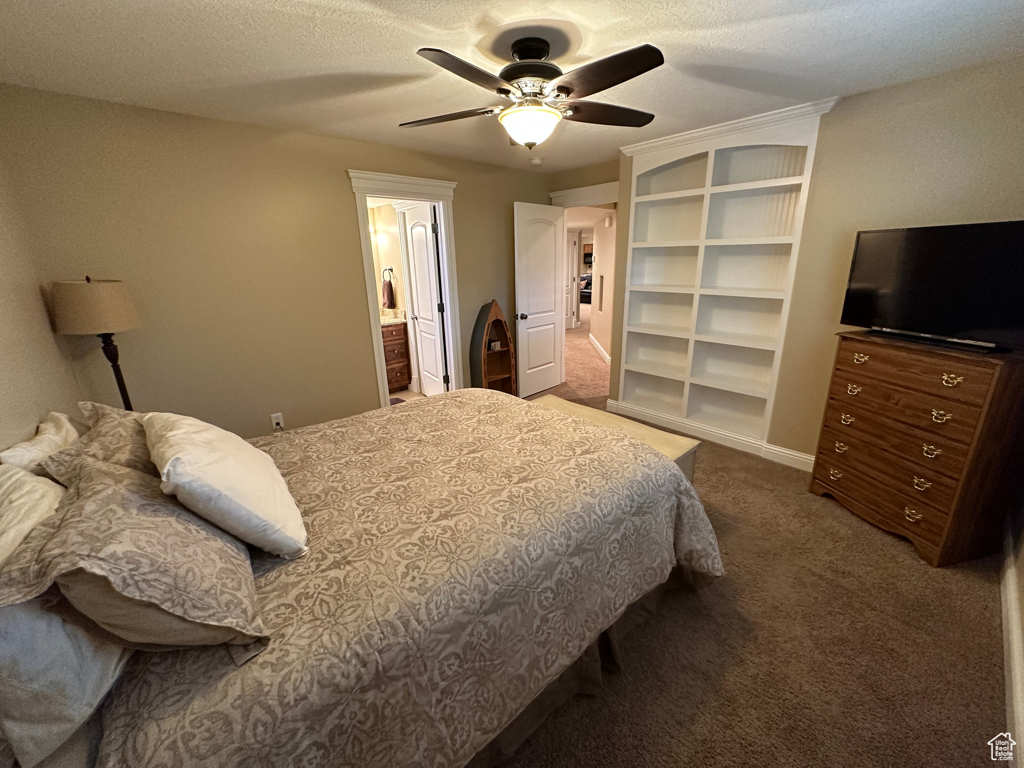 ADAMSWOOD LANDING - Residential