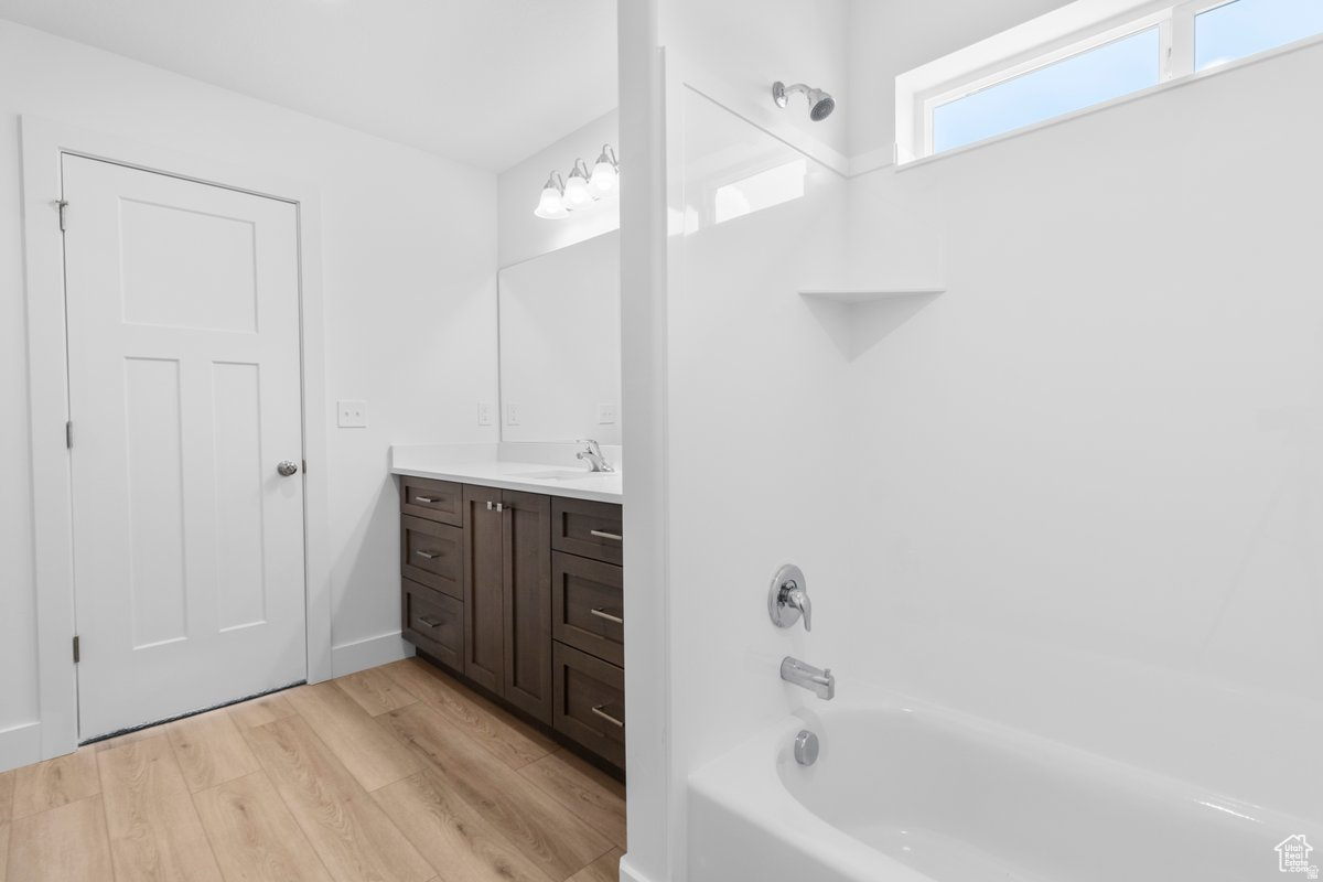 LOVELESS ESTATES - Residential