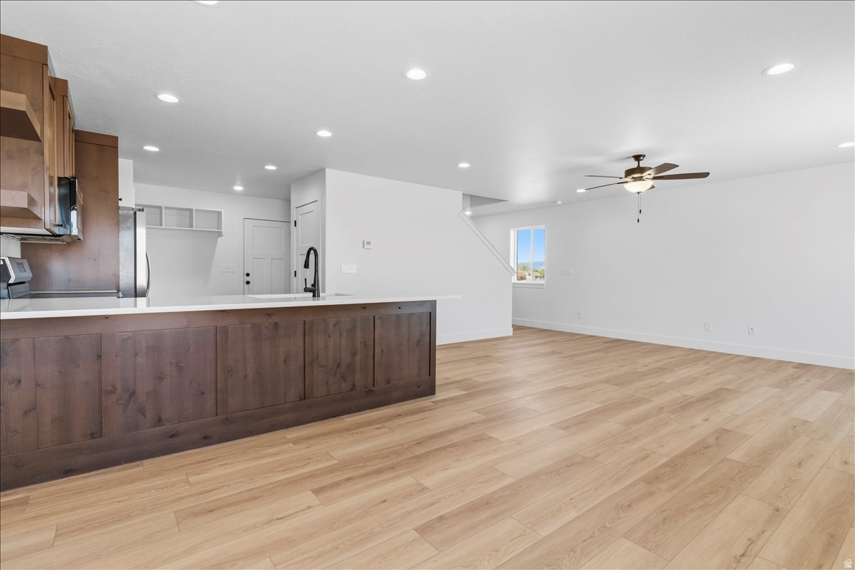 LOVELESS ESTATES - Residential