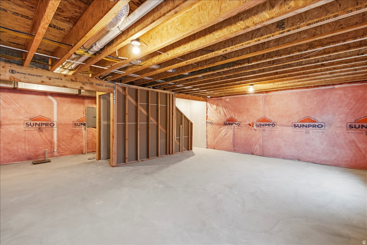 LOVELESS ESTATES - Residential